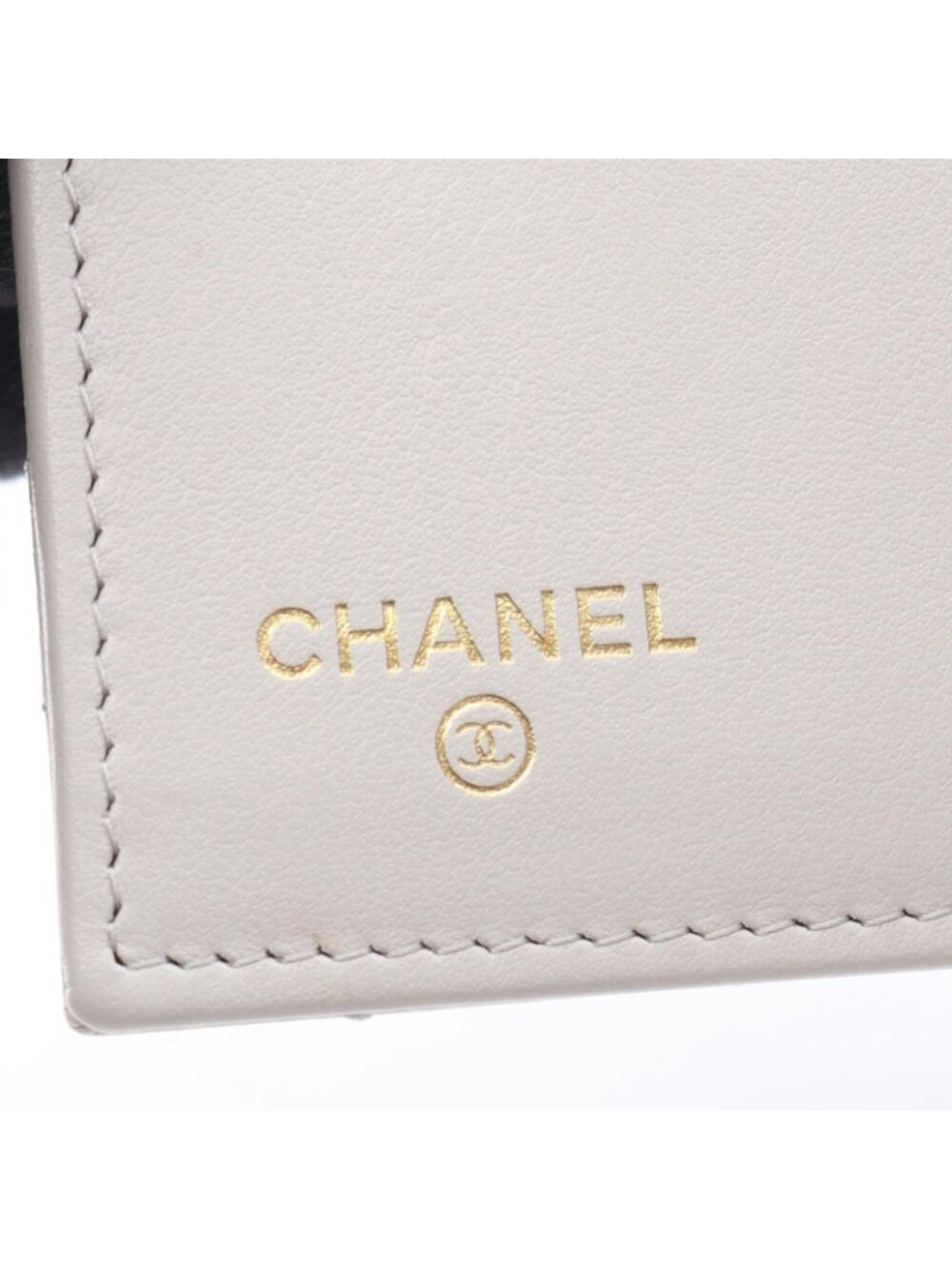 Chanel Trifold Wallet Quilted Pearl Gray Caviar Leather - Picture 6 of 9